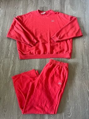 ALO Yoga Red Crewneck Sweatshirt & Jogger Set